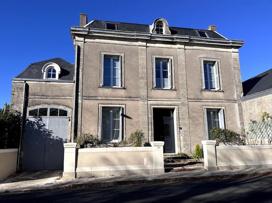 La Maison de Paulette Meuble de Tourisme 4 etoiles Neuvy-le-Roi Extérieur photo